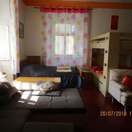 Fara Choustníkovo Hradiště Penzion